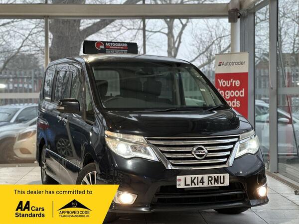 Nissan Serena 2.0 5dr