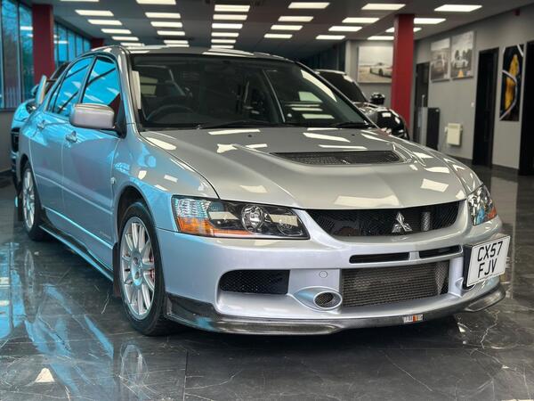 Mitsubishi Lancer 2.0 EVO IX MR FQ-360 HKS 4dr