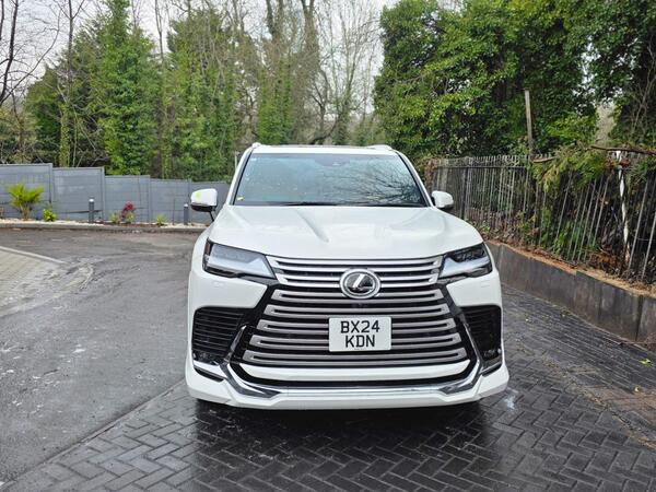 Lexus LX