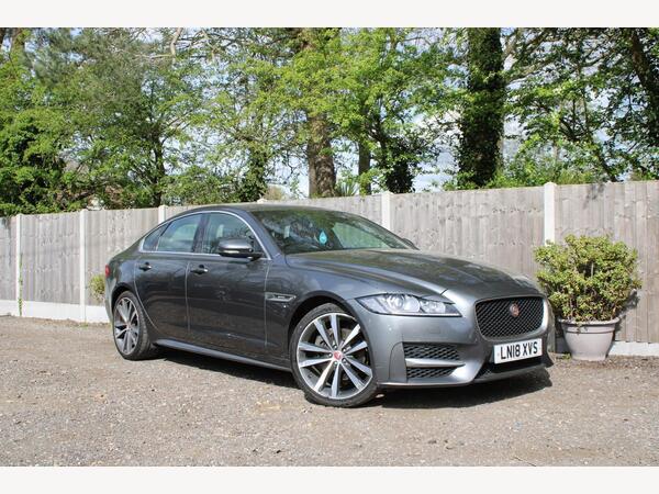 Jaguar XF 2.0i R-Sport Auto Euro 6 (s/s) 4dr