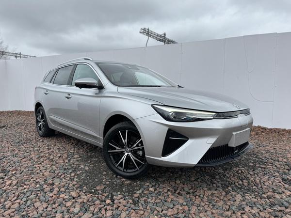 MG MG5 61.1kWh Trophy Auto 5dr