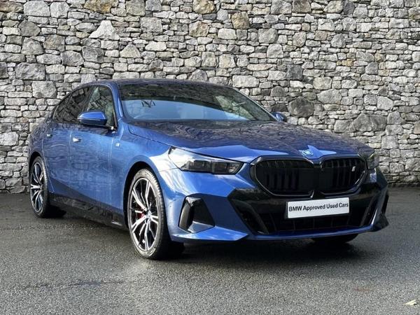 BMW i5 40 83.9kWh M Sport Pro Auto eDrive 4dr (11kW Charger)