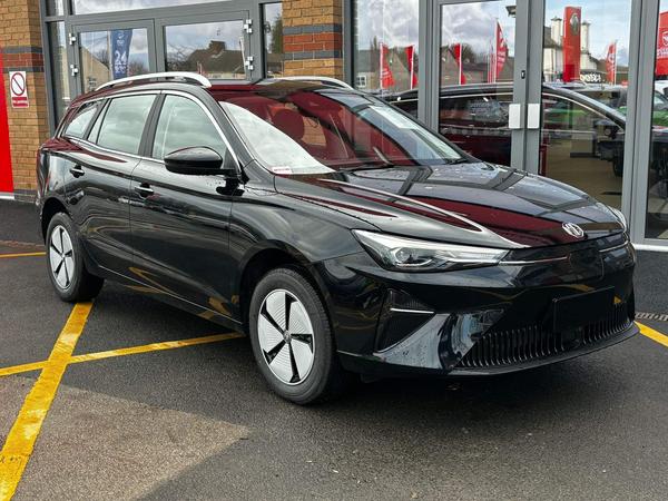 MG MG5 61.1kWh SE Auto 5dr