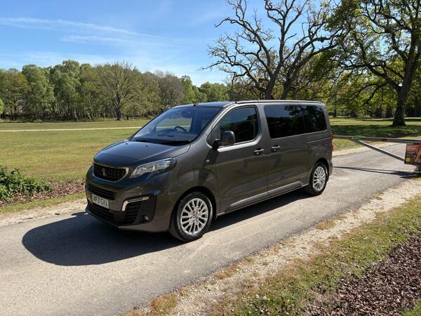 Peugeot e-Traveller 50kWh Active Standard MPV Auto MWB 5dr (8 Seat, 7.4kW Charger)