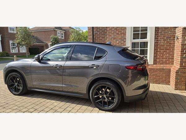 Alfa Romeo Stelvio 2.0T Nero Edizione Auto Q4 AWD Euro 6 (s/s) 5dr