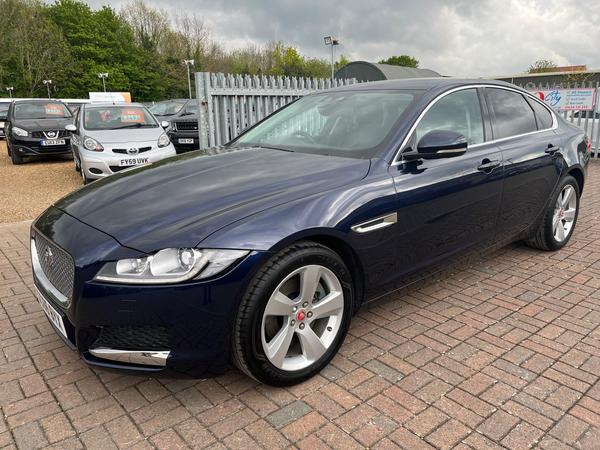 Jaguar XF 2.0d Portfolio Auto Euro 6 (s/s) 4dr