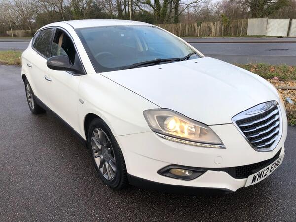 Chrysler Delta 1.6 M-Jet SR Euro 5 5dr
