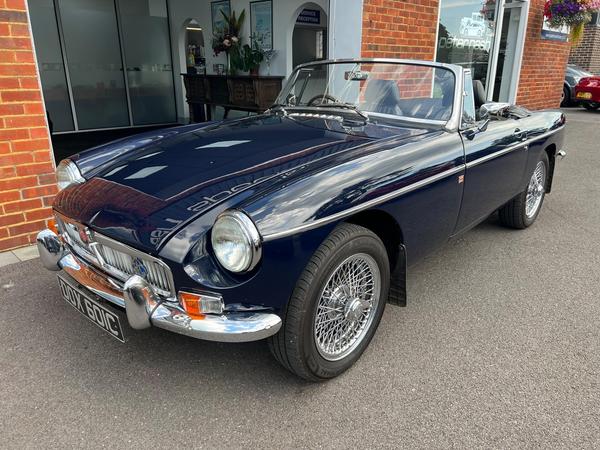 MG MGB GT ROADSTER 2dr