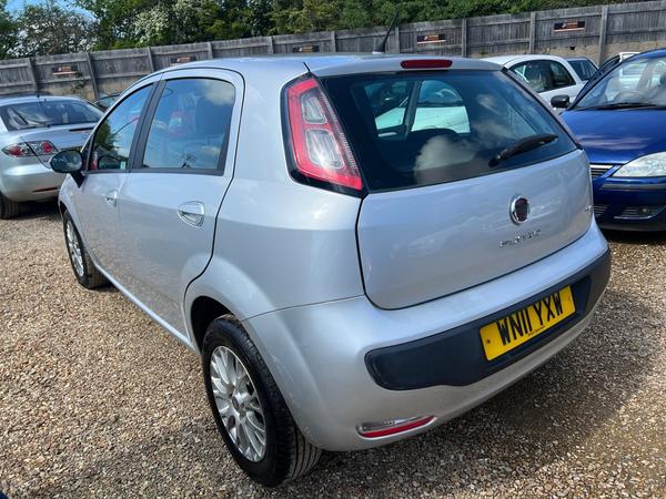Fiat Punto Evo 1.4 Dynamic Euro 5 (s/s) 5dr