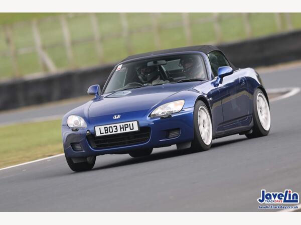 Honda S2000 2.0 Roadster Convertible 2dr Petrol Manual (237 g/km, 236 bhp)