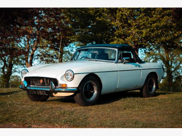 MG MGB GT 1.8 2dr