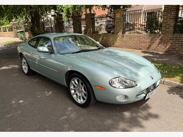 Jaguar XKR 4.0 Supercharged 2dr