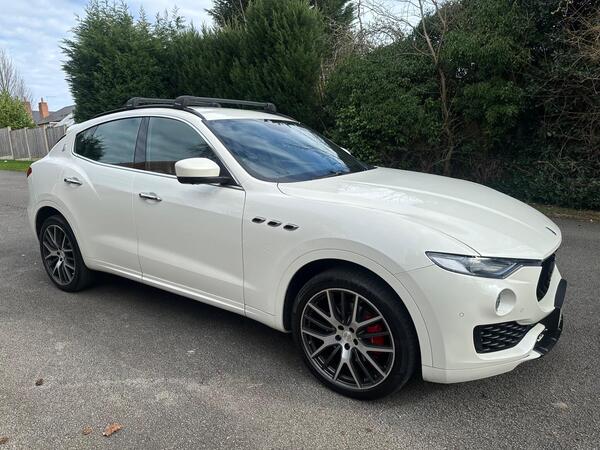 Maserati Levante 3.0D V6 ZF 4WD Euro 6 (s/s) 5dr