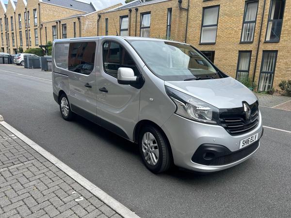 Renault Trafic 1.6 dCi ENERGY 27 Sport Crew Van Double Cab 5dr Diesel Manual SWB Euro 5 (s/s) (120 ps)