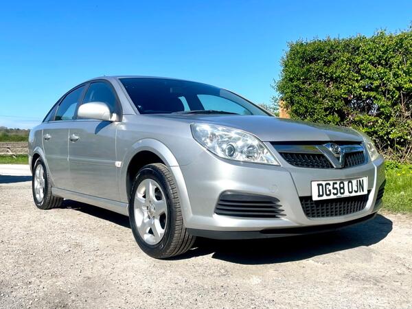 Vauxhall Vectra 1.8 VVT Exclusiv 5dr