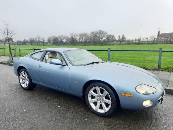 Jaguar XK8 4.2 2dr