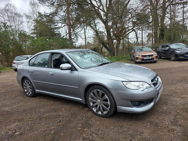 Subaru Legacy 3.0 R spec.B 4dr (Nav)
