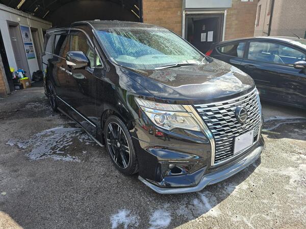 Nissan Elgrand 3.5 V6 Nismo Edition 5dr