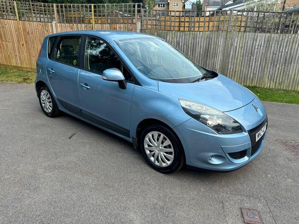Renault Scenic 1.4 TCe Expression Euro 5 5dr