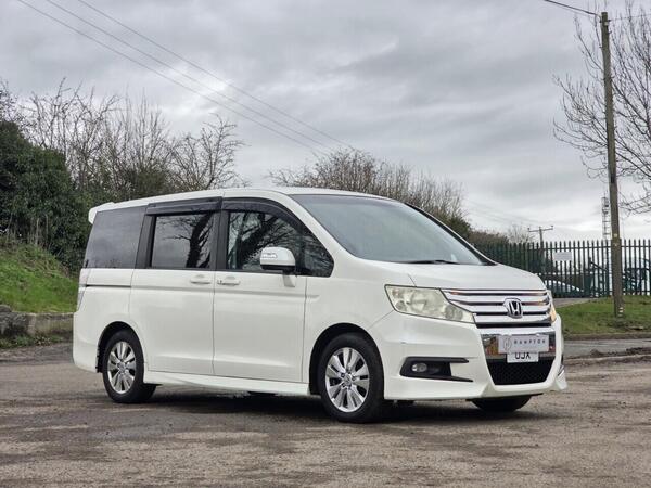 Honda Stepwagon 2.0