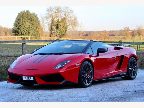 Lamborghini Gallardo 5.2 V10 LP 570-4 Performante Spyder EGear 4WD Euro 5 2dr