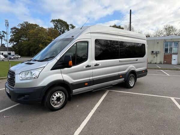 Ford Transit 2.2 TDCi 460 HDT Trend L4 H3 5dr (17 seats)