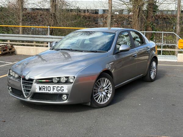 Alfa Romeo 159 2.0 JTDM 16V Lusso 4dr