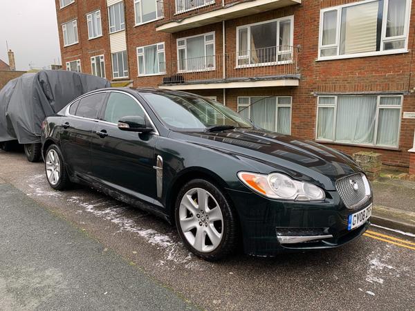 Jaguar XF 2.7d V6 Premium Luxury Auto Euro 4 4dr