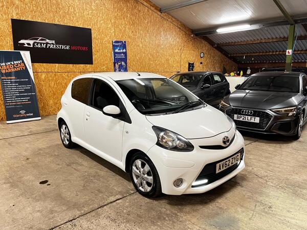 Toyota AYGO 1.0 VVT-i Fire Euro 5 5dr