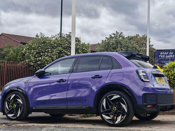 Abarth 600e 54kWh Scorpionissima Auto 5dr
