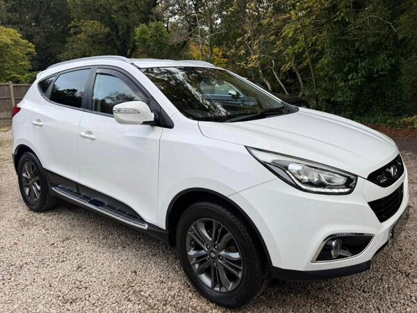 Hyundai ix35 2.0 CRDi SE Auto 4WD Euro 5 5dr (Nav)