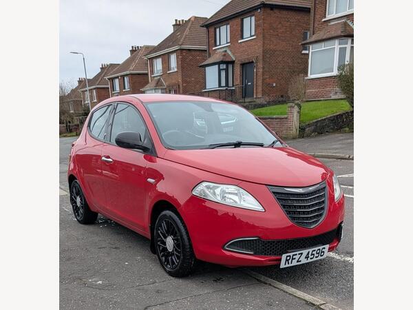 Chrysler Ypsilon 1.2 SE Euro 5 (s/s) 5dr