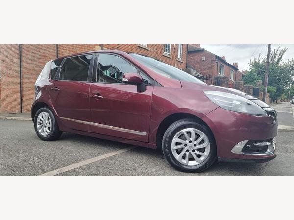 Renault Scenic 1.5 dCi ENERGY Dynamique TomTom Euro 5 (s/s) 5dr