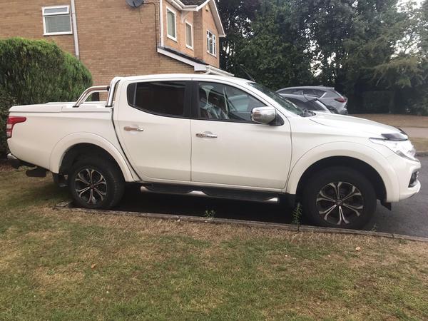 Fiat Fullback 2.4D LX Pickup Double Cab 4dr Diesel Auto 4WD Euro 6 (Euro 6) (180 ps)
