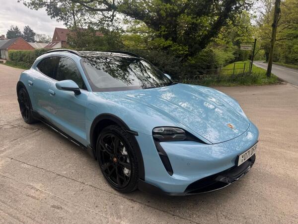 Porsche Taycan Performance Plus 93.4kWh Turbo Cross Turismo Auto 4WD 5dr (11kW Charger)