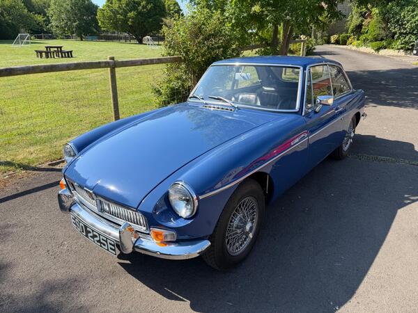 MG MGB GT 1.8 2dr