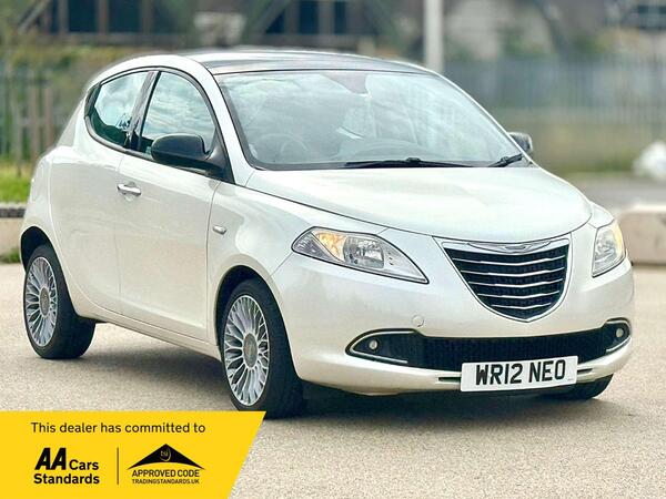 Chrysler Ypsilon 1.3 MultiJet Limited Euro 5 (s/s) 5dr