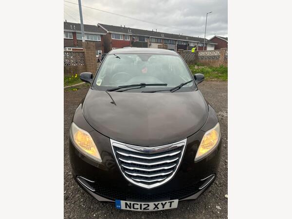 Chrysler Ypsilon 1.2 SE Euro 5 (s/s) 5dr