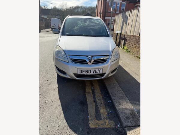 Vauxhall Zafira 1.9 CDTi Design Auto Euro 4 5dr