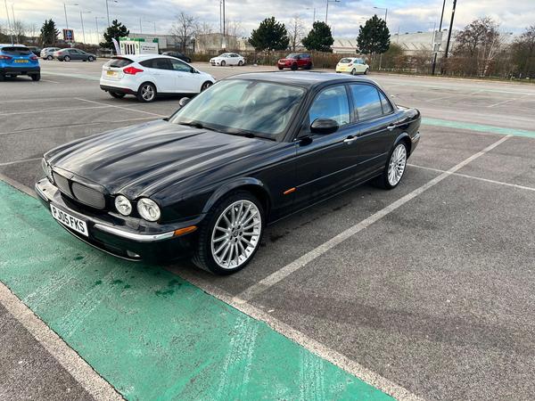 Jaguar XJR 4.2 V8 4dr