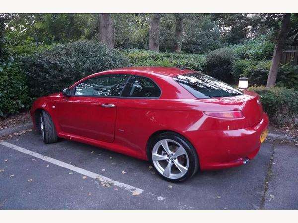 Alfa Romeo GT 1.9 JTDM 16V Q2 2dr