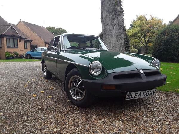 MG MGB GT 1.8 2dr