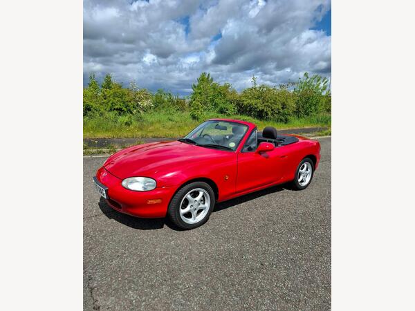 Mazda MX-5 1.8 2dr