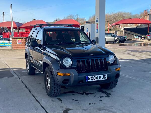 Jeep Cherokee 2.8 CRD Sport 4x4 5dr