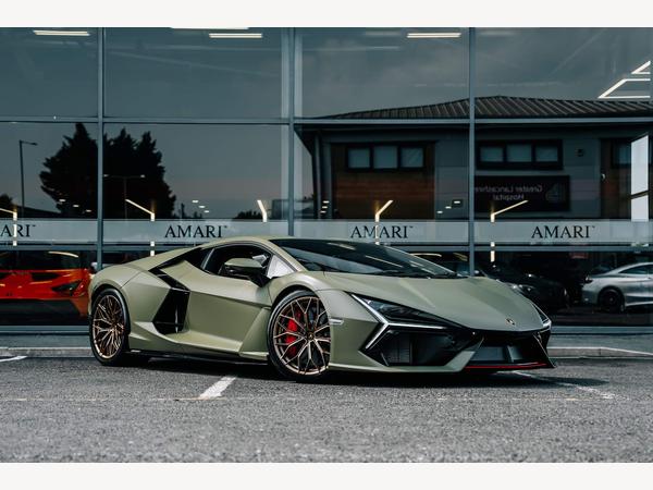 Lamborghini Revuelto 6.5 V12 HPEV 3.8kWh AMT 4WD Euro 6 2dr