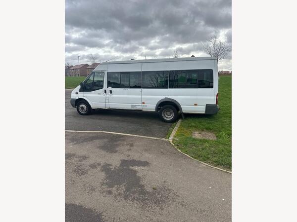 Ford Transit 2.2 TDCi 430 HDT Minibus 5dr Diesel Manual RWD L4 H2 (133 bhp)