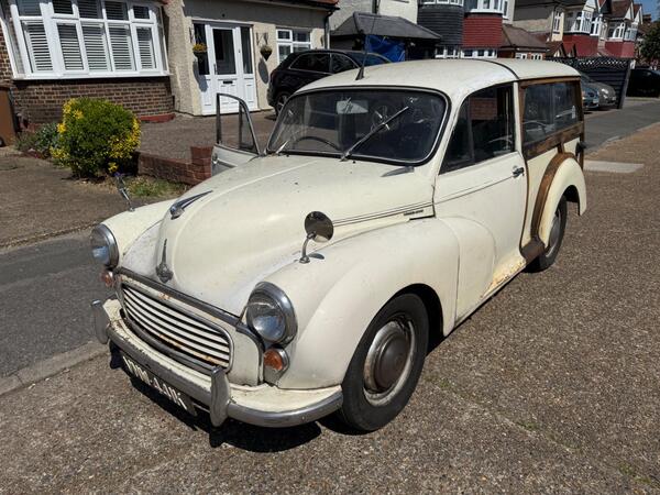 Morris Minor 1000 traveller