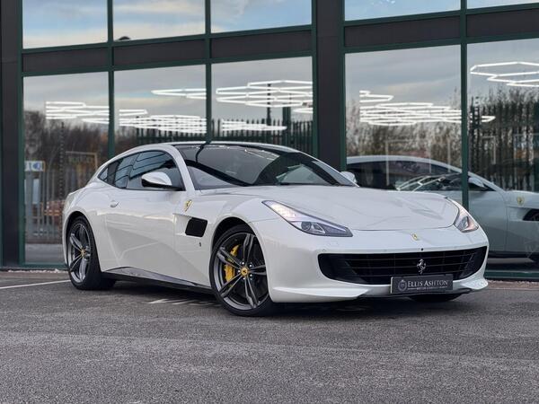 Ferrari GTC4Lusso 6.3 V12 F1 DCT 4WD Euro 6 (s/s) 2dr