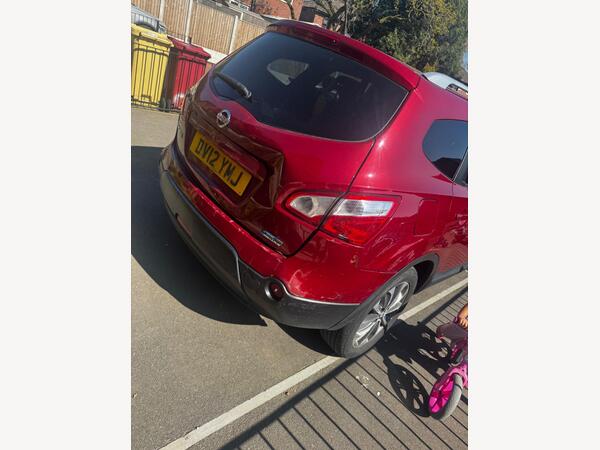 Nissan Qashqai+2 1.6 dCi Tekna 2WD Euro 5 5dr (AVM)
