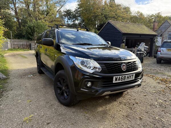 Fiat Fullback 2.4D Cross Pickup Double Cab 4dr Diesel Auto 4WD Euro 6 (180 ps)